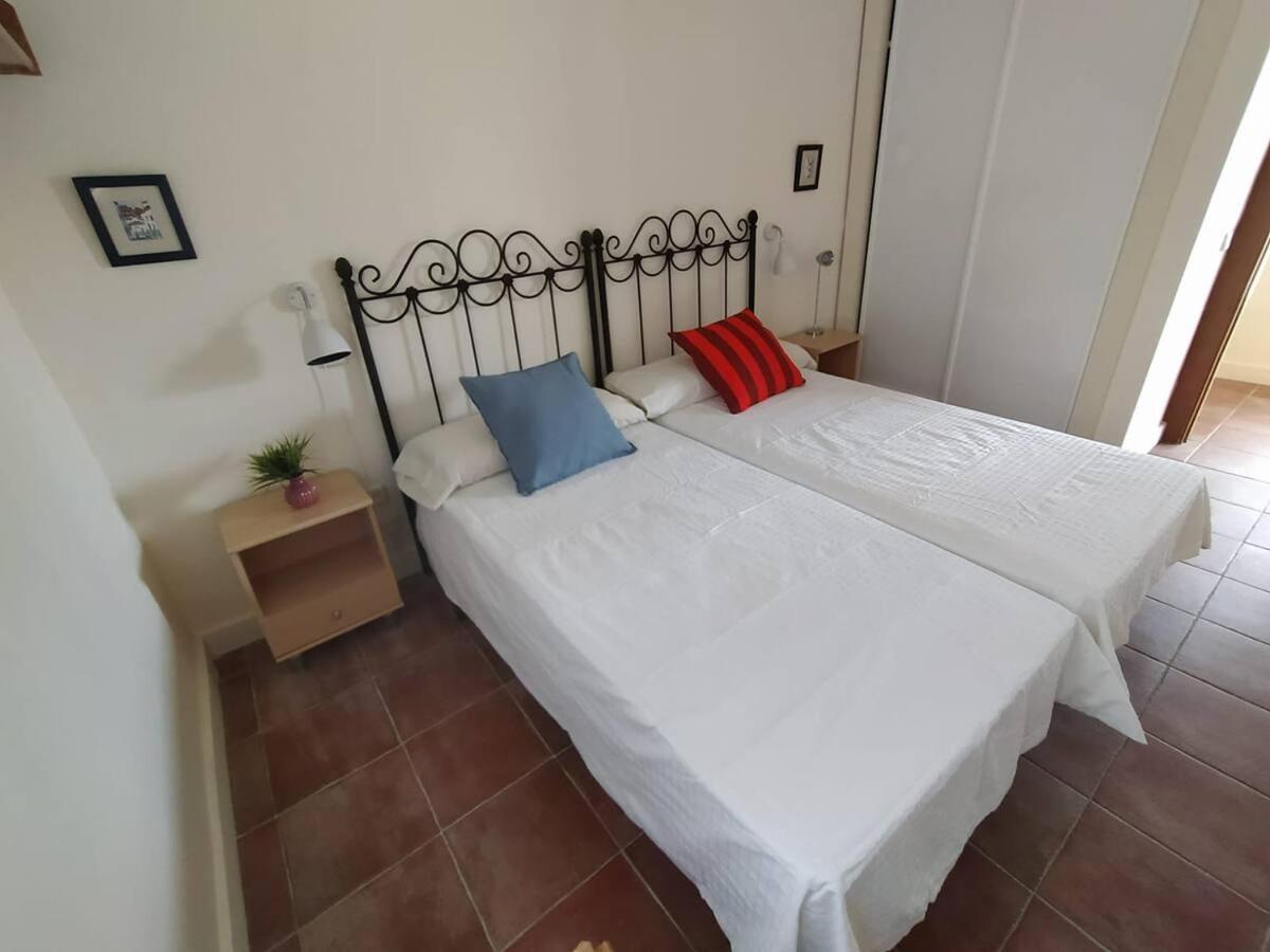 Villa Fantástica vivienda con amplio jardín y piscina Cercedilla Esterno foto