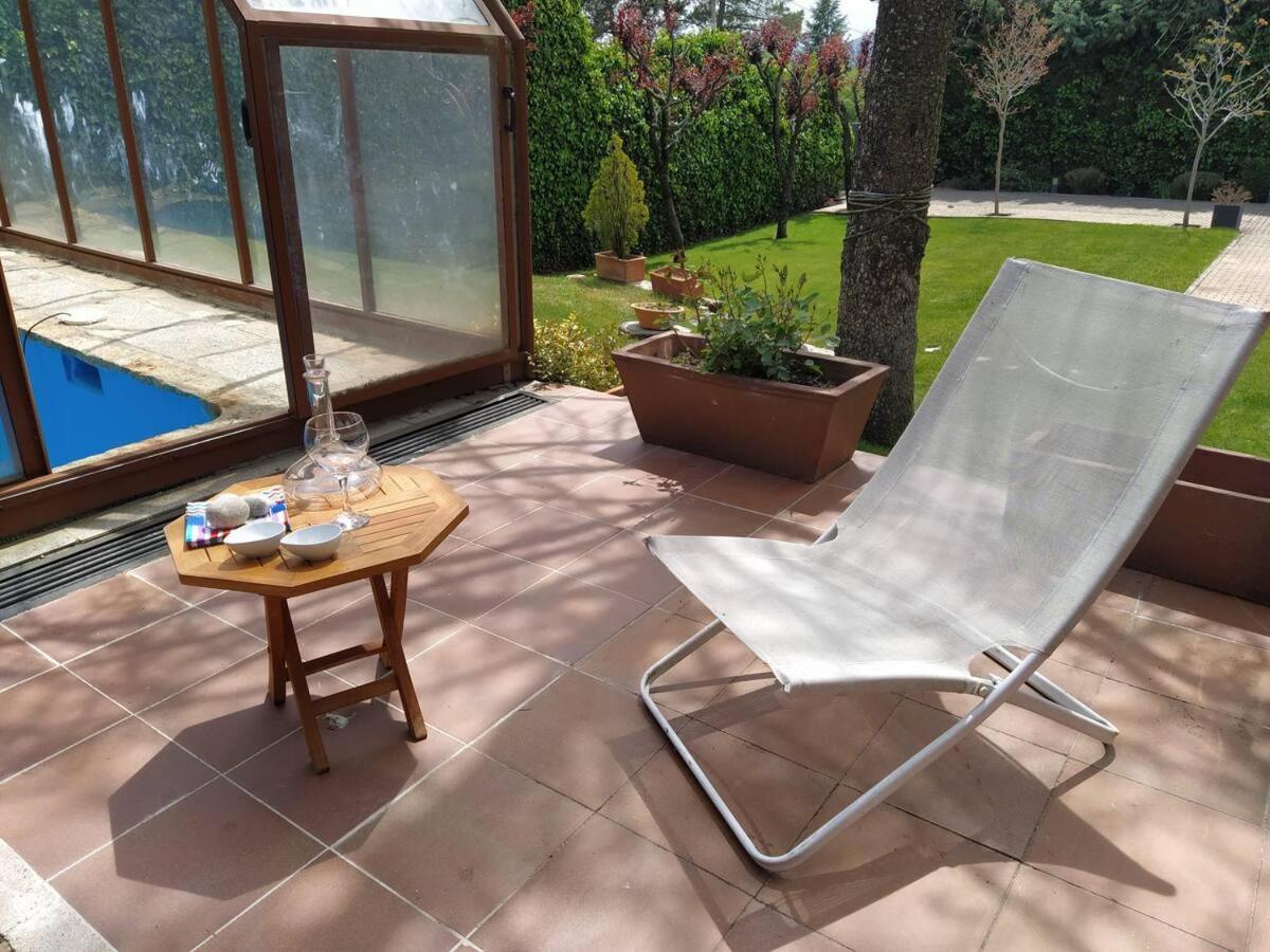 Villa Fantástica vivienda con amplio jardín y piscina Cercedilla Esterno foto