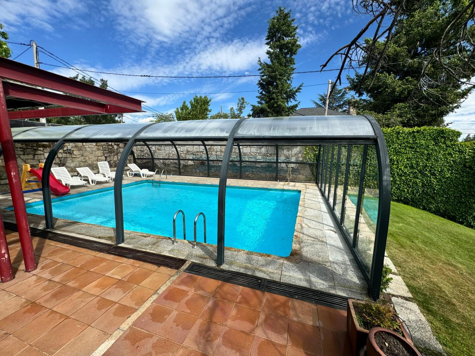 Villa Fantástica vivienda con amplio jardín y piscina Cercedilla Esterno foto